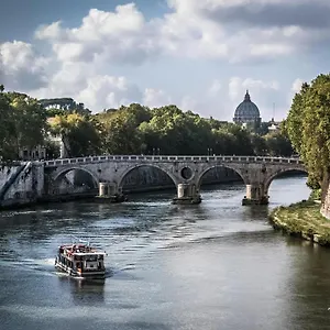 Maison Yassi Piazza Del Popolo , Roma Italia